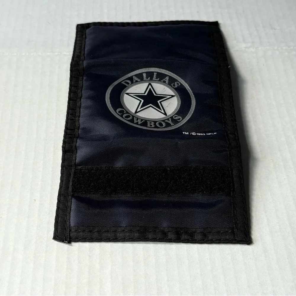 Dallas Cowboys Black and Gray Men’s‎ Wallet 1993 NFL